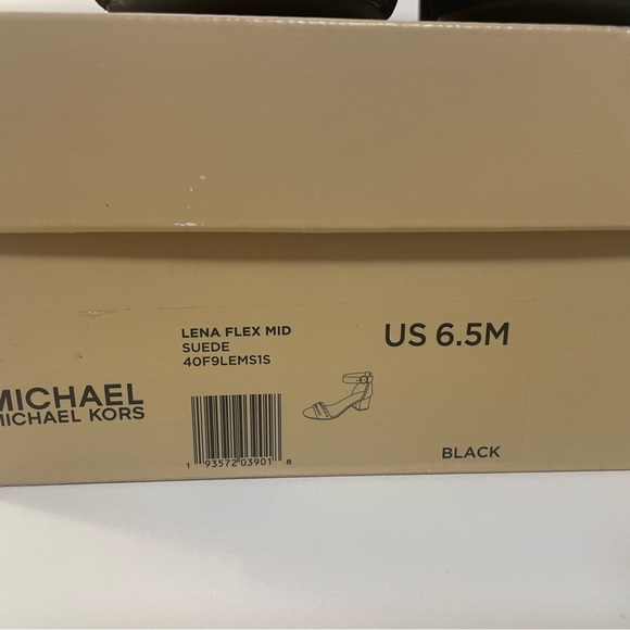 Michael Michael Kors sandals - Picture 9 of 10